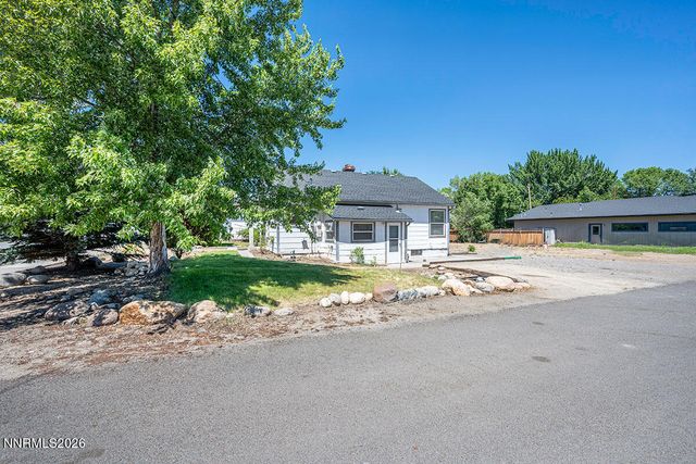 1295 Feather Way, Reno, NV 89509