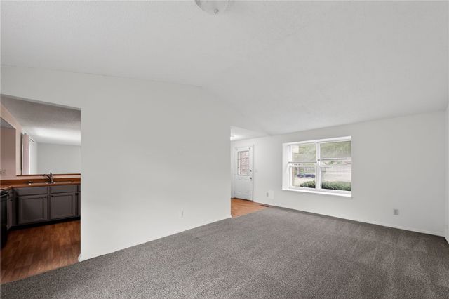2294 Cross Village Drive, Miami Twp, OH 45342