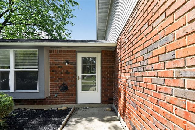 2294 Cross Village Drive, Miami Twp, OH 45342