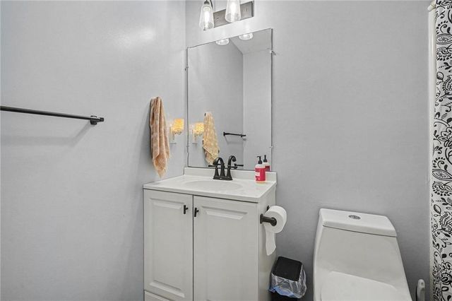 2262 Everett Court, Loganville, GA 30052