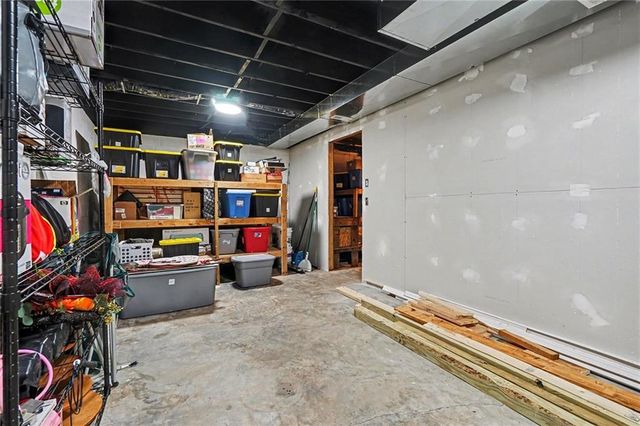 2262 Everett Court, Loganville, GA 30052