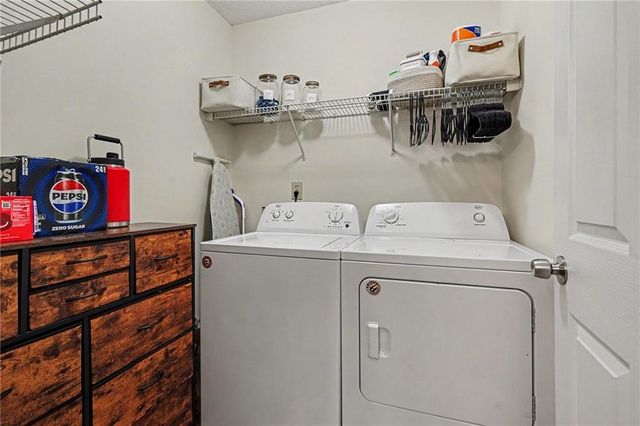 2262 Everett Court, Loganville, GA 30052