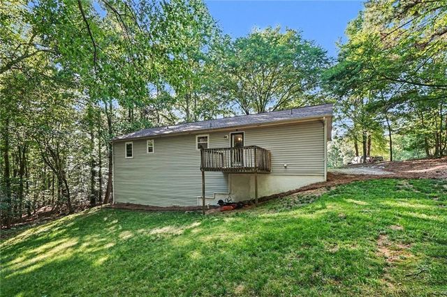 2262 Everett Court, Loganville, GA 30052
