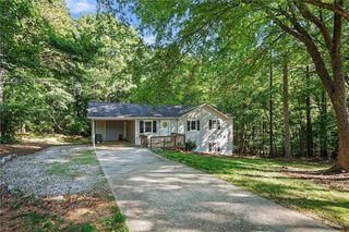 2262 Everett Court, Loganville, GA 30052