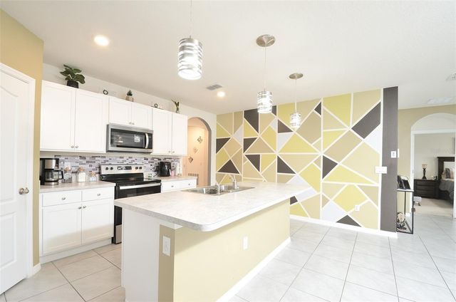 233 TIFFANY COURT, Kissimmee, FL 34758