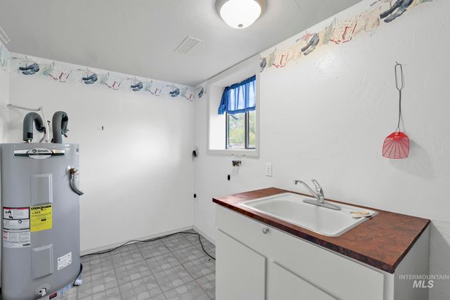230 West 500 South, Jerome, ID 83338