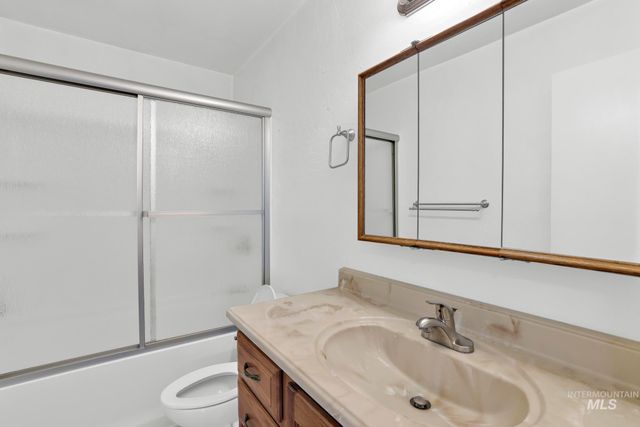 230 West 500 South, Jerome, ID 83338