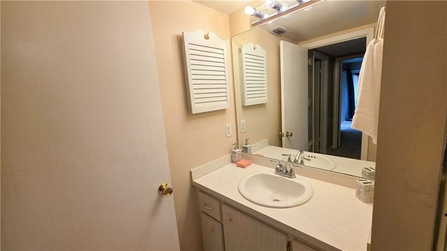 1170 6th Avenue 2A, Vero Beach, FL 32960