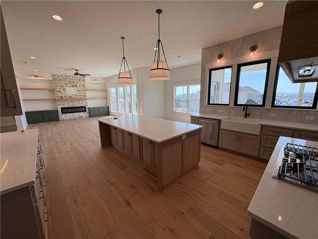 11420 Rye Drive, Kearney, MO 64060