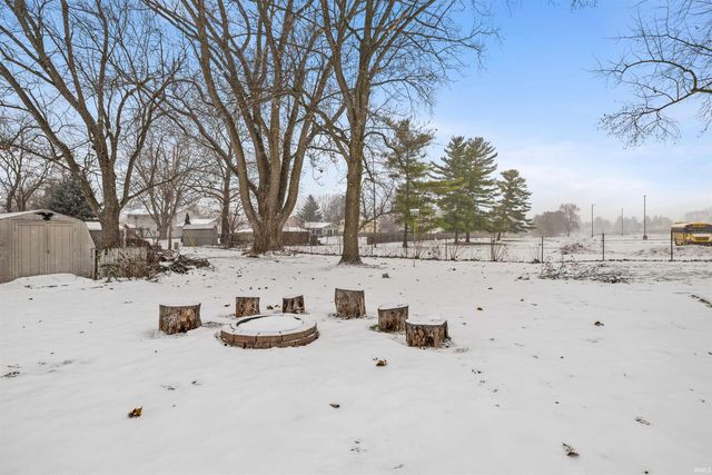 816 E 1st Street, Auburn, IN 46706