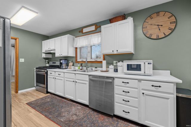 816 E 1st Street, Auburn, IN 46706