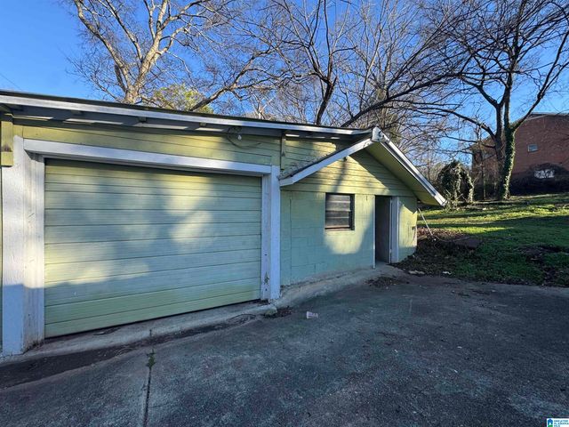 3515 CARVER AVENUE SW, Birmingham, AL 35221