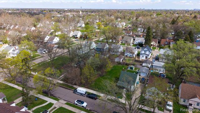 7540 Asbury Park, Detroit, MI 48228
