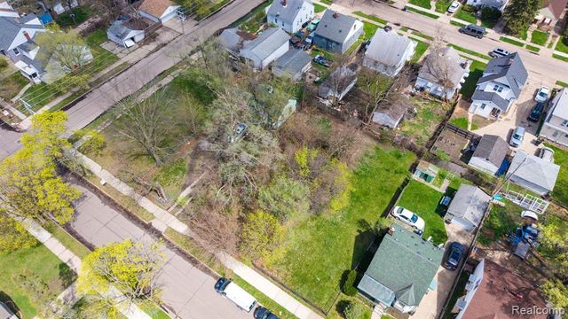 7540 Asbury Park, Detroit, MI 48228