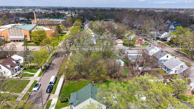 7540 Asbury Park, Detroit, MI 48228