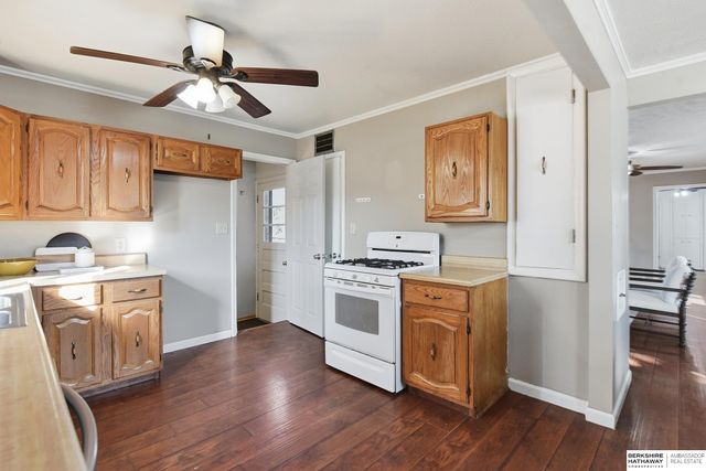 7634 Maple Street, Omaha, NE 68134