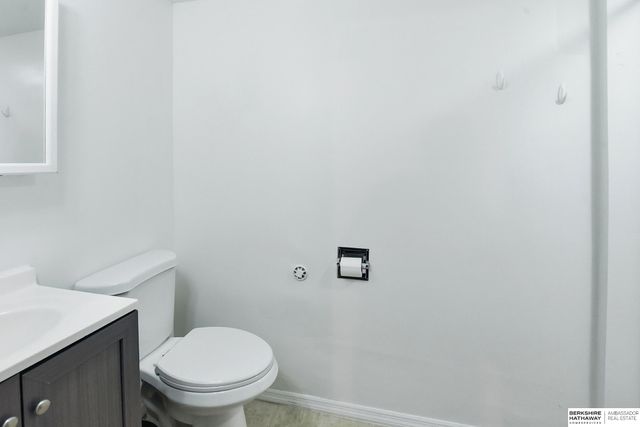 7634 Maple Street, Omaha, NE 68134