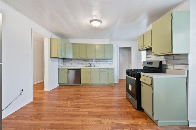 1946 Arlington Ave, Arlington, PA 15210