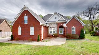 1045 Corey Dr, Lewisburg, TN 37091