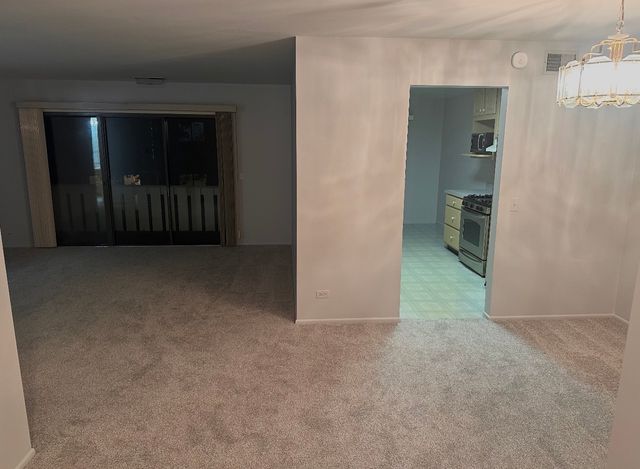 1022 Thorndale Court A2, Wheeling, IL 60090