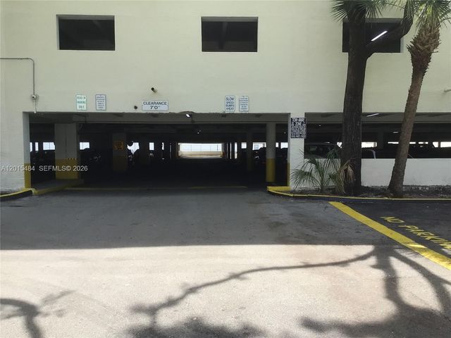 17021 N Bay Rd 625, Sunny Isles Beach, FL 33160