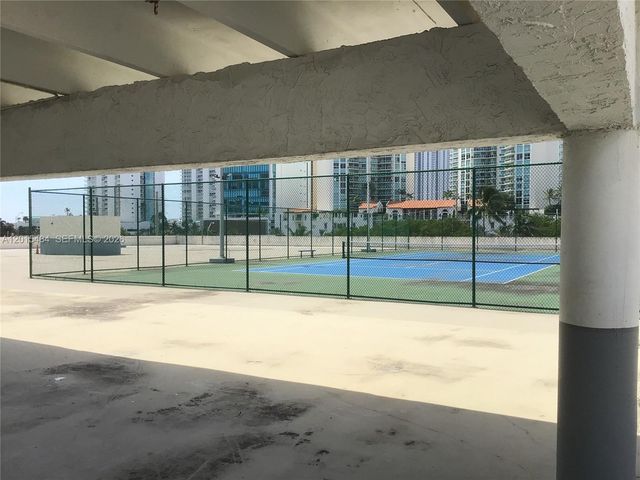 17021 N Bay Rd 625, Sunny Isles Beach, FL 33160