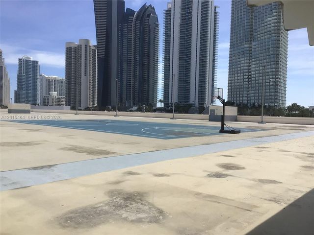 17021 N Bay Rd 625, Sunny Isles Beach, FL 33160