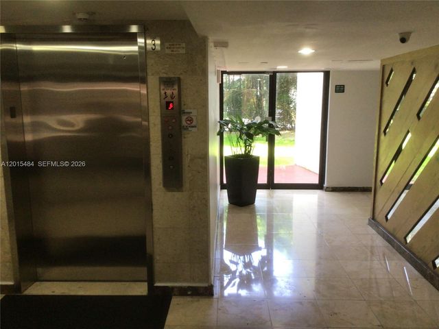 17021 N Bay Rd 625, Sunny Isles Beach, FL 33160