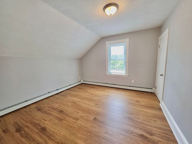 5 Greystone Ave 5, North Providence, RI 02911