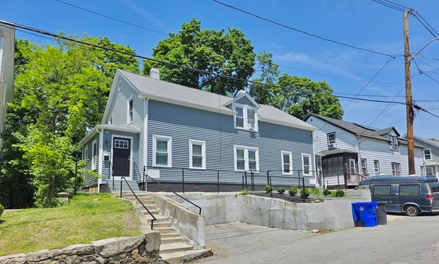 5 Greystone Ave 5, North Providence, RI 02911