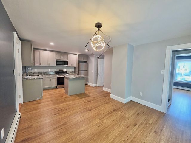 5 Greystone Ave 5, North Providence, RI 02911
