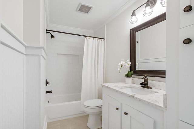 400 Black Oak Road, Bonneau, SC 29431