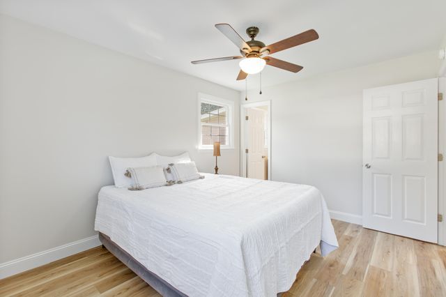 400 Black Oak Road, Bonneau, SC 29431