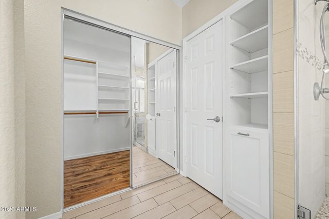 558 W BLUEFIELD Avenue, Phoenix, AZ 85023