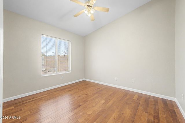 558 W BLUEFIELD Avenue, Phoenix, AZ 85023