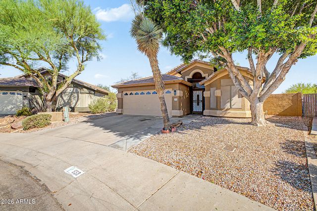558 W BLUEFIELD Avenue, Phoenix, AZ 85023