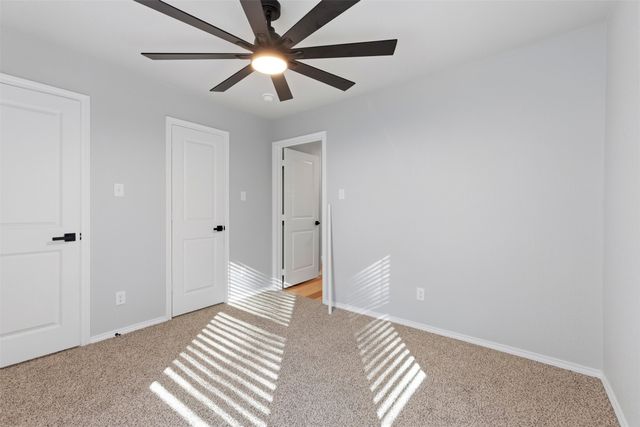 2611 Tisinger Avenue, Dallas, TX 75228