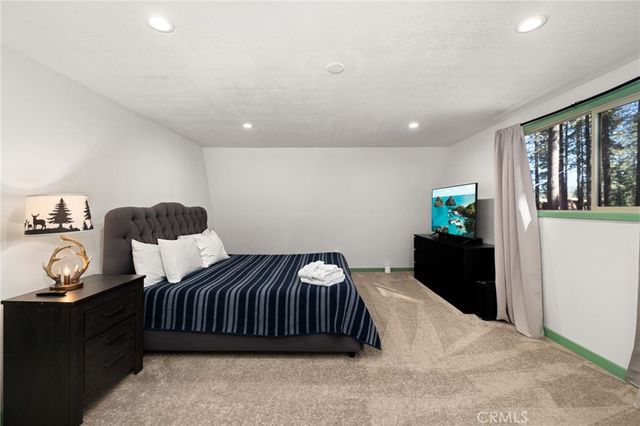 578 Conklin Road, Big Bear Lake, CA 92315