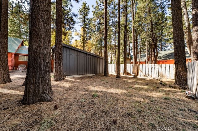 578 Conklin Road, Big Bear Lake, CA 92315
