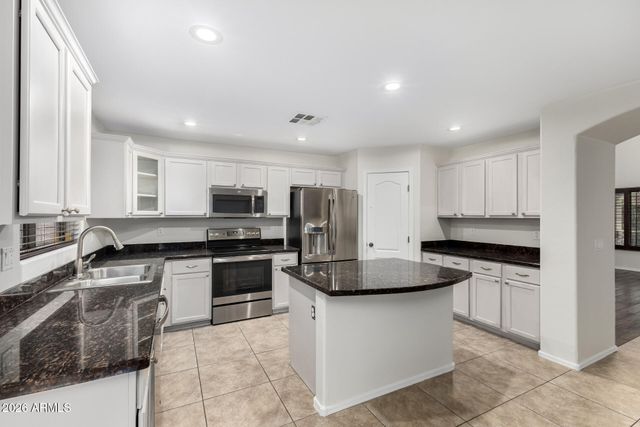 10046 W VELIANA Way, Tolleson, AZ 85353