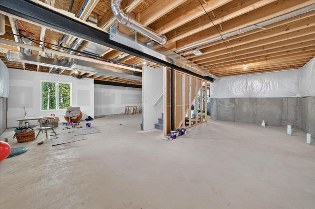 126 Parker Lane, Ortonville, MI 48462