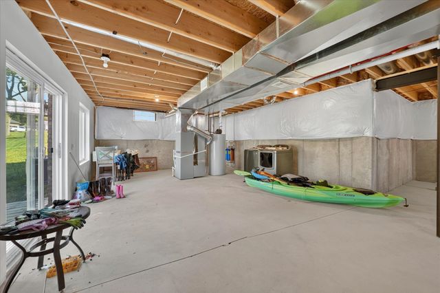 126 Parker Lane, Ortonville, MI 48462