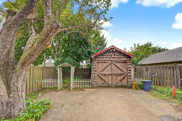6128 62nd Street, Middle Village, NY 11379