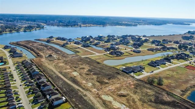 10928 Dauphine Street, Willis, TX 77318