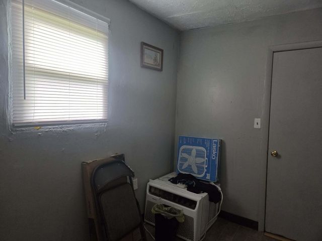 77 Butcher Knife Road, Topmost, KY 41862