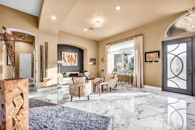 4702 Blue Mesa Way, Las Vegas, NV 89129