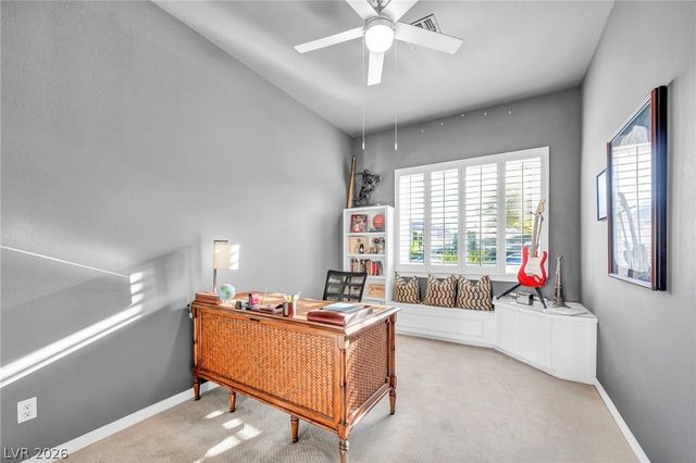 4702 Blue Mesa Way, Las Vegas, NV 89129