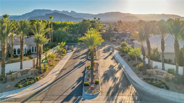 4702 Blue Mesa Way, Las Vegas, NV 89129