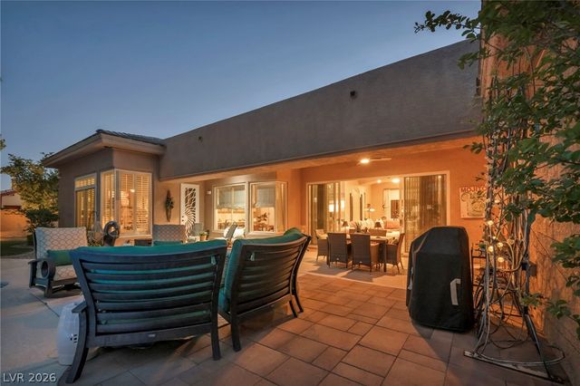 4702 Blue Mesa Way, Las Vegas, NV 89129