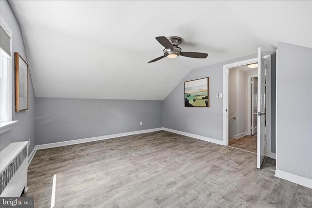242 ELIZABETH DR, Lancaster, PA 17601